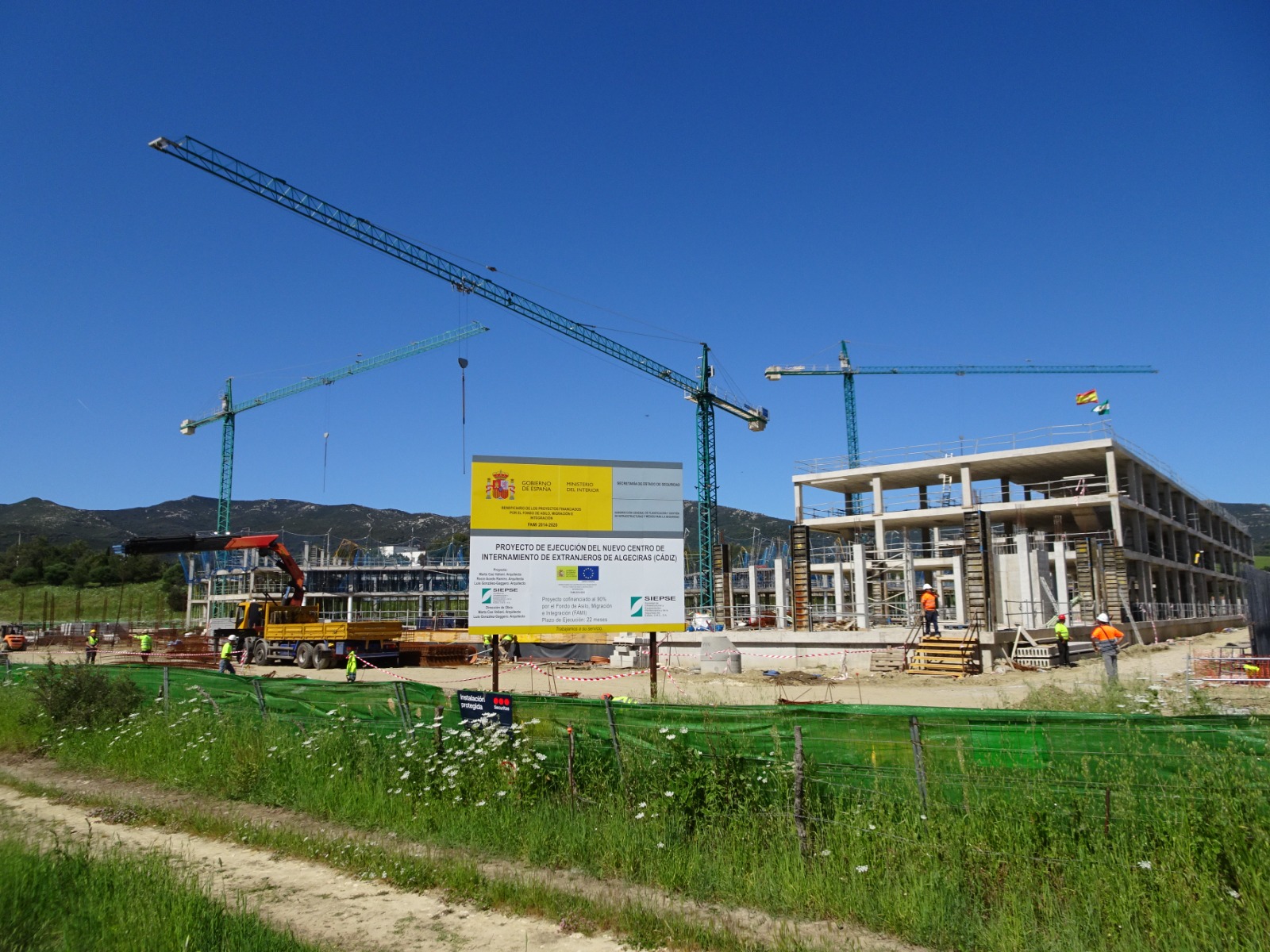 SE LEVANTA LA ESTRUCTURA DEL NUEVO CIE DE ALGECIRAS